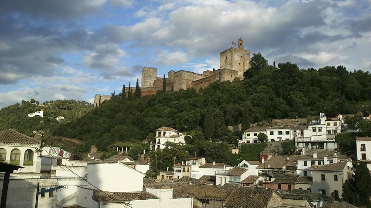 格拉纳达Alhambra Views Penthouse公寓 外观 照片
